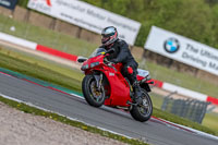 Castle-Combe-2019;PJ-Motorsport-Photography-2019;donington-no-limits-trackday;donington-park-photographs;donington-trackday-photographs;no-limits-trackdays;peter-wileman-photography;trackday-digital-images;trackday-photos